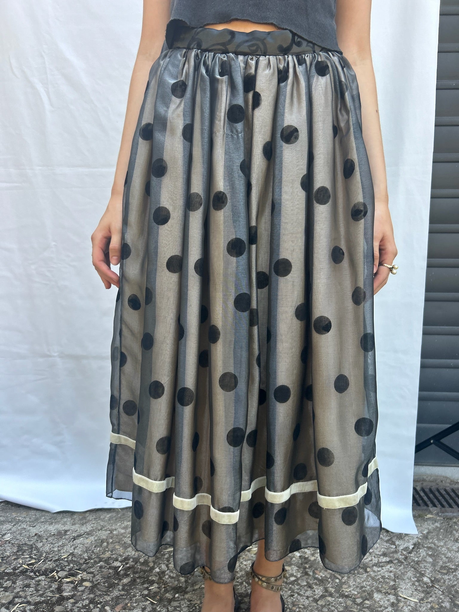 The polka dots skirt
