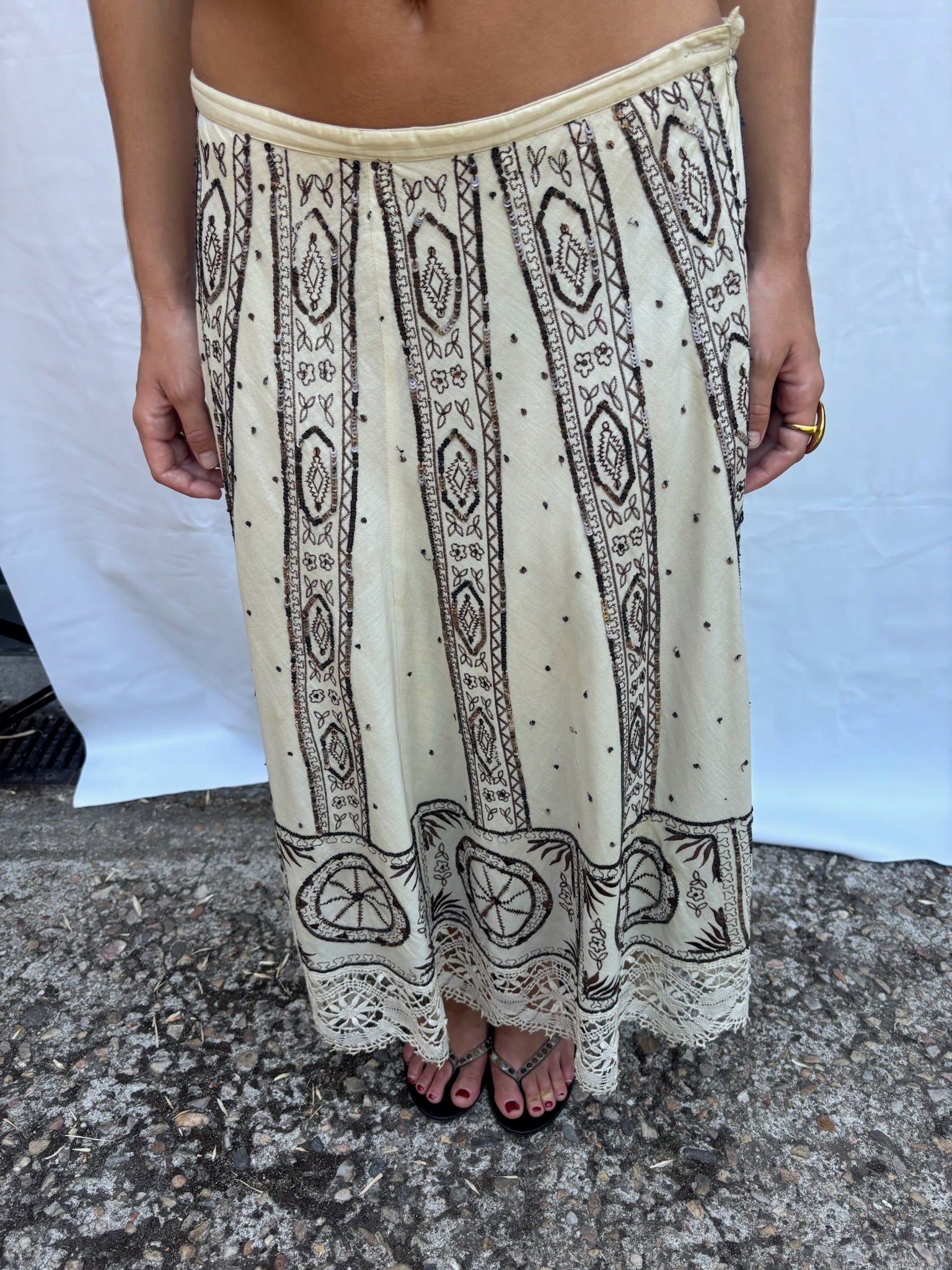 The oman skirt